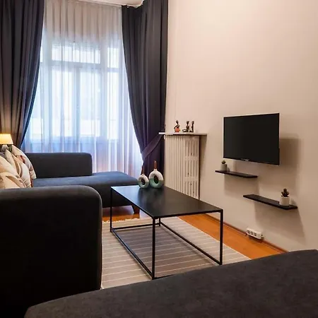 Apartmán 2br Historical & Spacious Apt. In Heart Of Taksim Istanbulská provincie